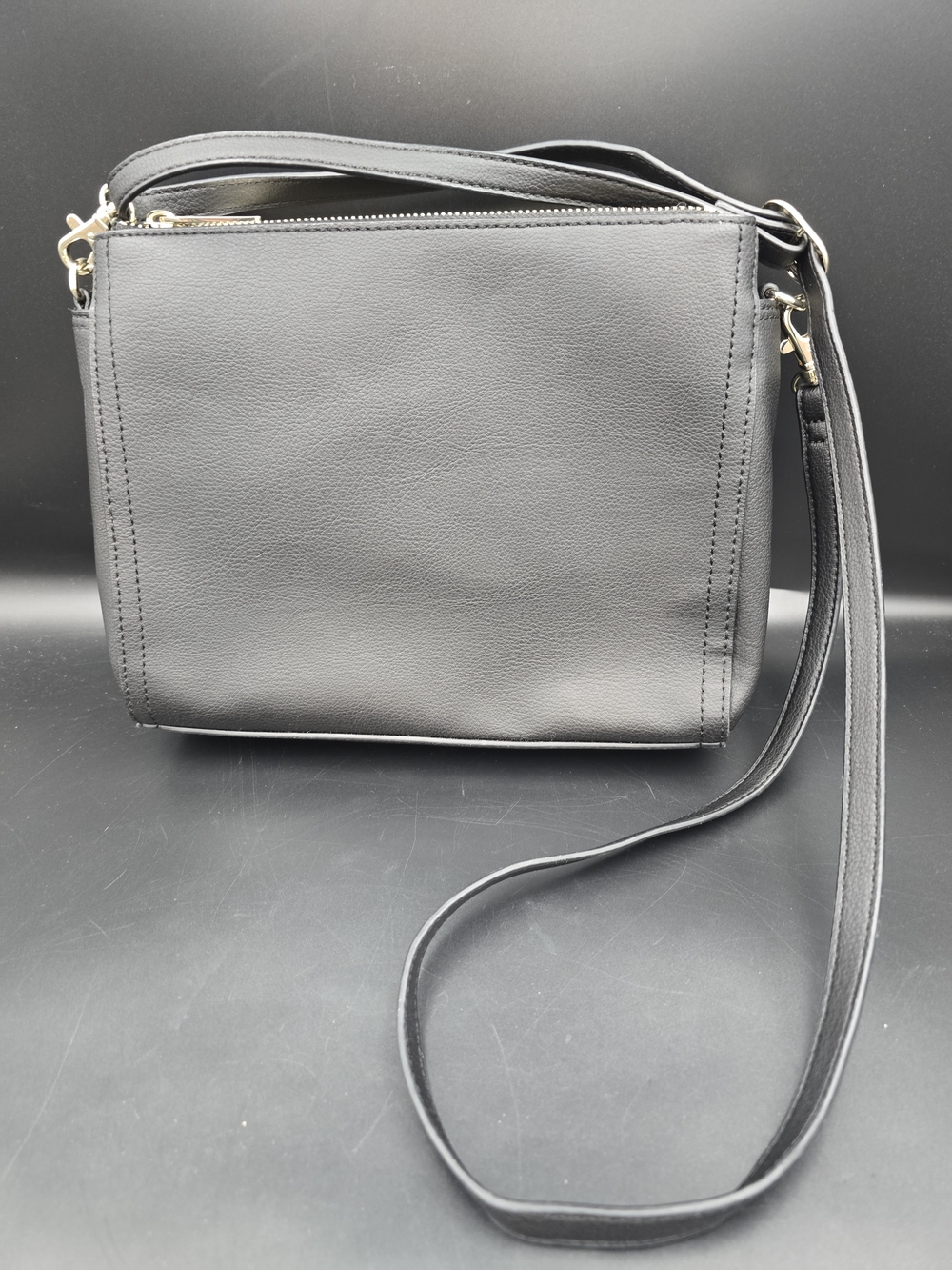 Lo & Sons Black Leather Crossbody Bag with Gold Hardware